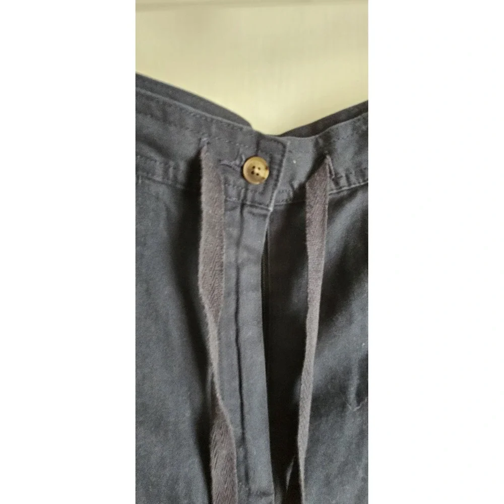 NWT LL‎ BEANS 100% cotton shorts with drawstring woman Sz 10 navy blue